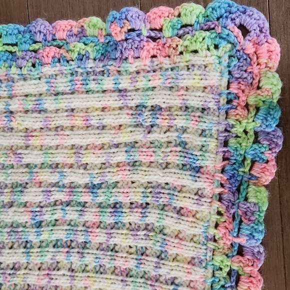 Vintage Handmade Knit Blanket - Picture 3 of 6